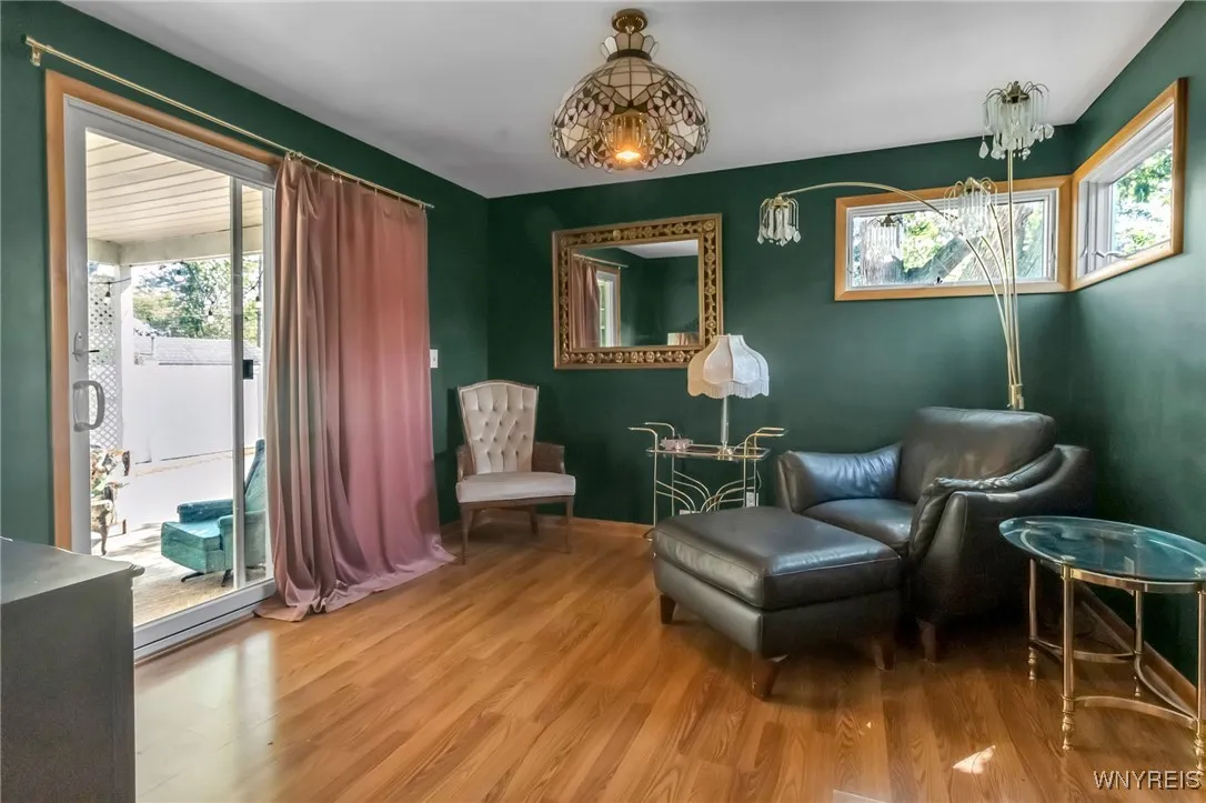 153 Ashford Avenue, Tonawanda, New York 14150, Tonawanda, New York 14150, 3 Bedrooms Bedrooms, 8 Rooms Rooms,1 BathroomBathrooms,Residential,For Sale,153 Ashford Avenue, Tonawanda, New York 14150,B1625925