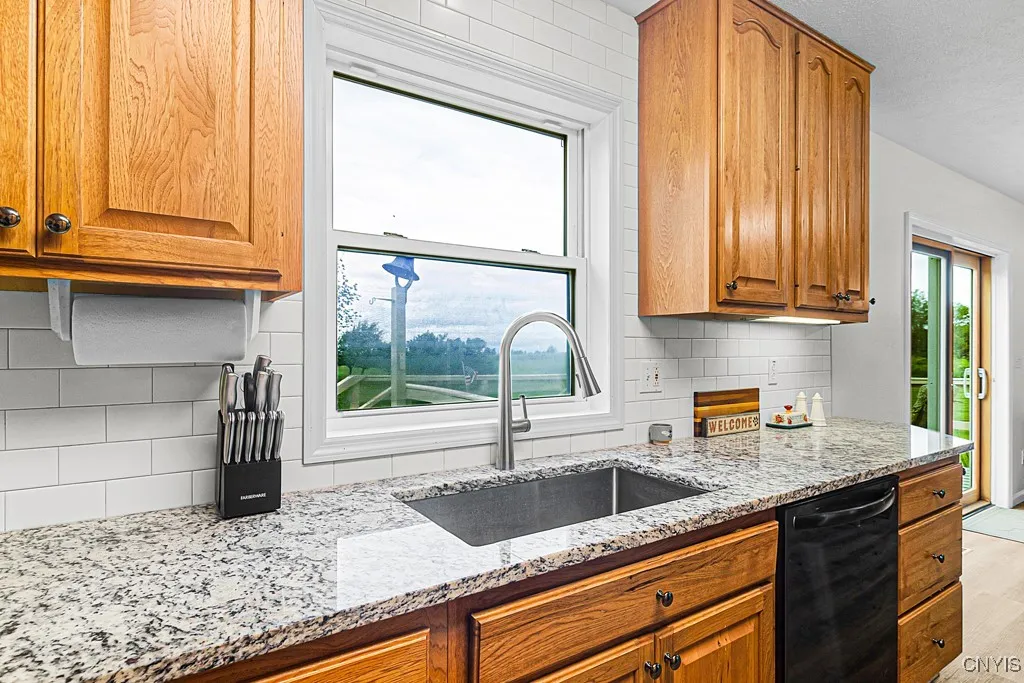 6775 Bryden Road, Kirkland, New York 13323, Kirkland, New York 13323, 4 Bedrooms Bedrooms, 9 Rooms Rooms,2 BathroomsBathrooms,Residential,Closed,6775 Bryden Road, Kirkland, New York 13323,0,S1625273