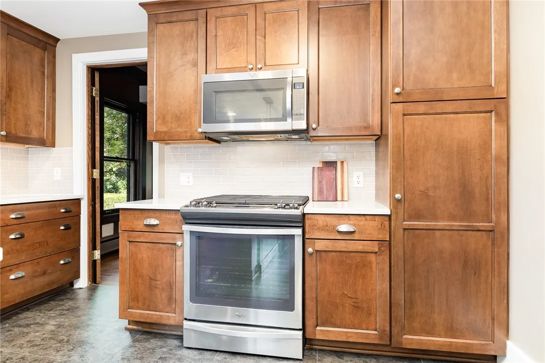 89 Browncroft Boulevard, Rochester, New York 14609, Rochester, New York 14609, 6 Bedrooms Bedrooms, 12 Rooms Rooms,3 BathroomsBathrooms,Residential,Closed,89 Browncroft Boulevard, Rochester, New York 14609,0,R1623233