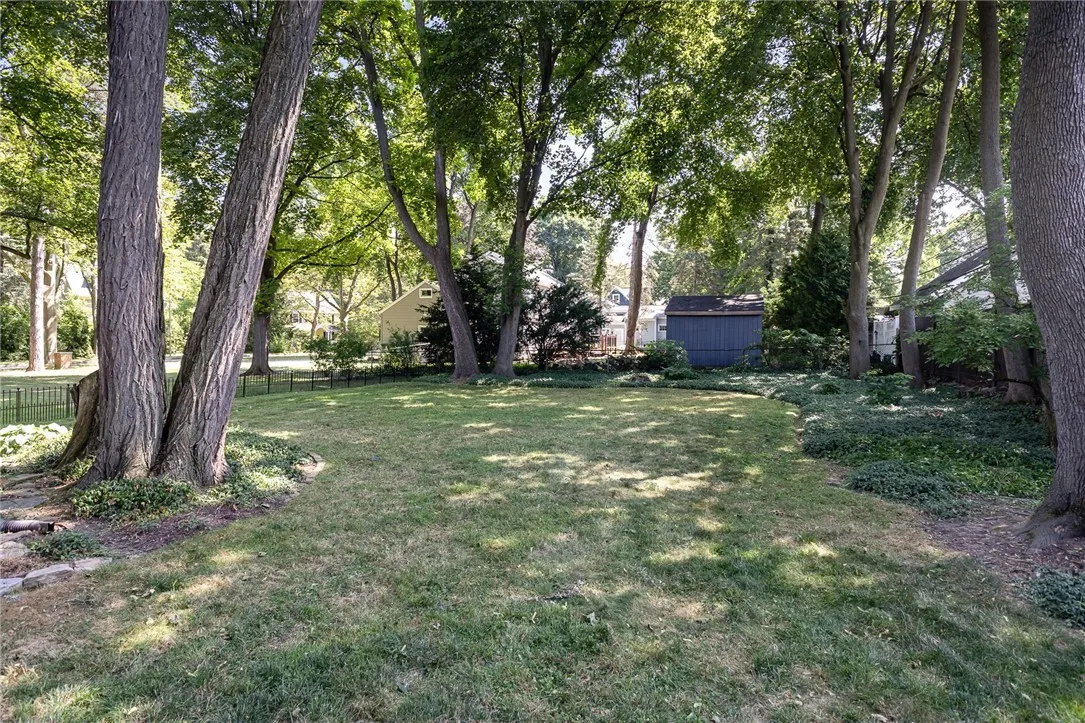 89 Browncroft Boulevard, Rochester, New York 14609, Rochester, New York 14609, 6 Bedrooms Bedrooms, 12 Rooms Rooms,3 BathroomsBathrooms,Residential,Closed,89 Browncroft Boulevard, Rochester, New York 14609,0,R1623233