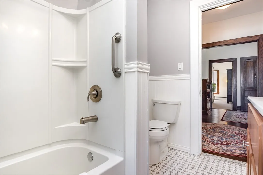 89 Browncroft Boulevard, Rochester, New York 14609, Rochester, New York 14609, 6 Bedrooms Bedrooms, 12 Rooms Rooms,3 BathroomsBathrooms,Residential,Closed,89 Browncroft Boulevard, Rochester, New York 14609,0,R1623233