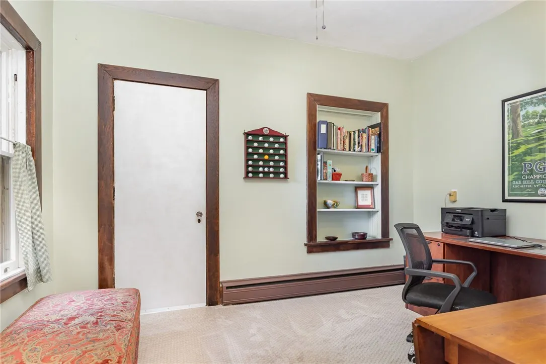 89 Browncroft Boulevard, Rochester, New York 14609, Rochester, New York 14609, 6 Bedrooms Bedrooms, 12 Rooms Rooms,3 BathroomsBathrooms,Residential,Closed,89 Browncroft Boulevard, Rochester, New York 14609,0,R1623233