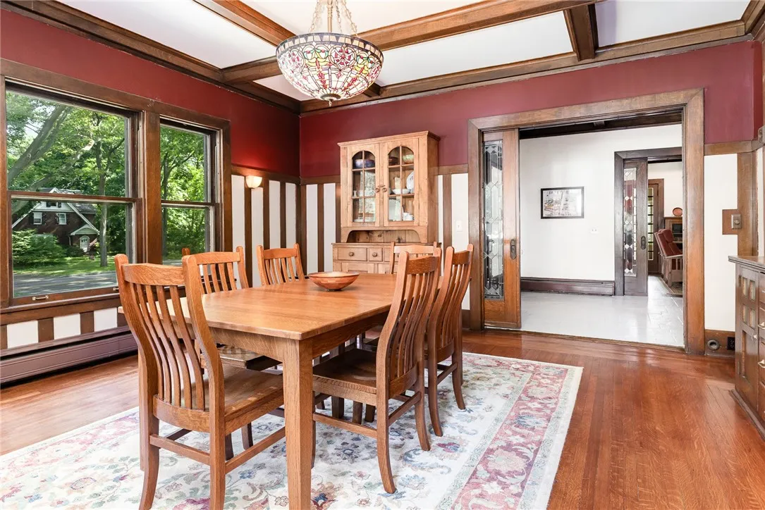 89 Browncroft Boulevard, Rochester, New York 14609, Rochester, New York 14609, 6 Bedrooms Bedrooms, 12 Rooms Rooms,3 BathroomsBathrooms,Residential,Closed,89 Browncroft Boulevard, Rochester, New York 14609,0,R1623233