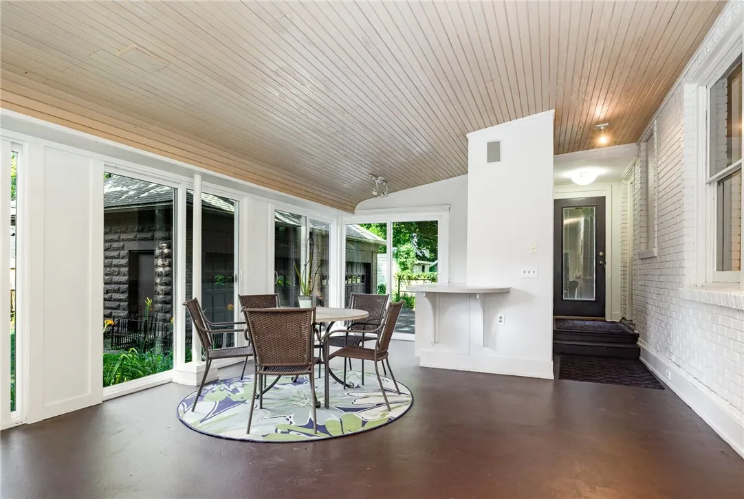 89 Browncroft Boulevard, Rochester, New York 14609, Rochester, New York 14609, 6 Bedrooms Bedrooms, 12 Rooms Rooms,3 BathroomsBathrooms,Residential,Closed,89 Browncroft Boulevard, Rochester, New York 14609,0,R1623233