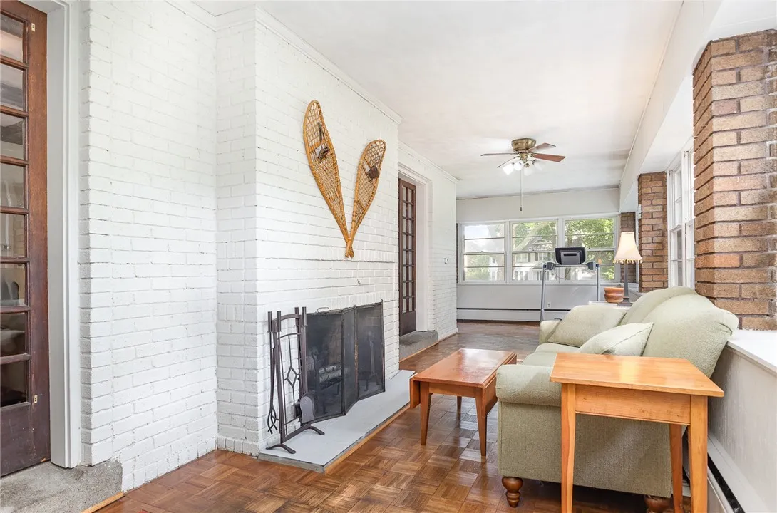 89 Browncroft Boulevard, Rochester, New York 14609, Rochester, New York 14609, 6 Bedrooms Bedrooms, 12 Rooms Rooms,3 BathroomsBathrooms,Residential,Closed,89 Browncroft Boulevard, Rochester, New York 14609,0,R1623233