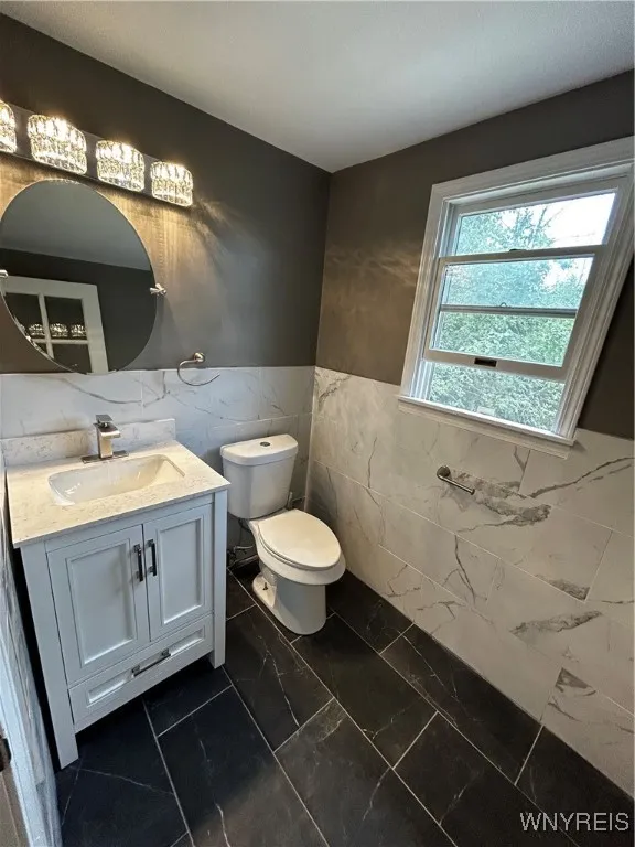 1/2 Bath