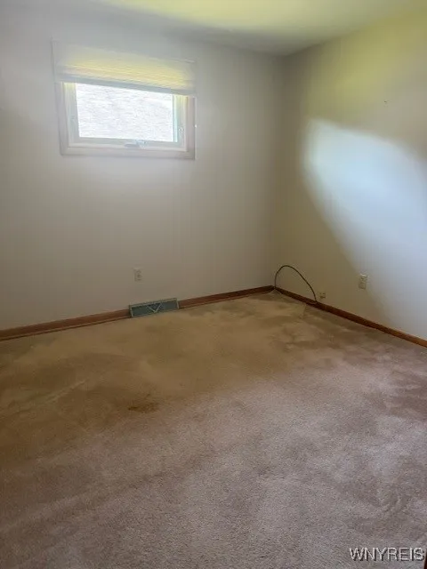 399 French Road, West Seneca, New York 14224, West Seneca, New York 14224, 3 Bedrooms Bedrooms, 5 Rooms Rooms,1 BathroomBathrooms,Residential,For Sale,399 French Road, West Seneca, New York 14224,B1625336