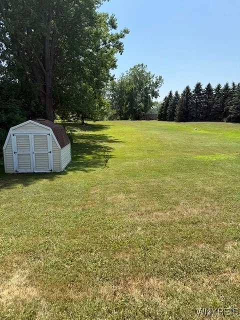 399 French Road, West Seneca, New York 14224, West Seneca, New York 14224, 3 Bedrooms Bedrooms, 5 Rooms Rooms,1 BathroomBathrooms,Residential,For Sale,399 French Road, West Seneca, New York 14224,B1625336