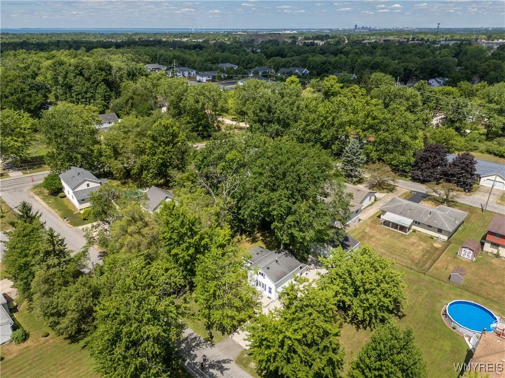 11 Middlesex Road, Orchard Park, New York 14127, Orchard Park, New York 14127, 3 Bedrooms Bedrooms, 5 Rooms Rooms,1 BathroomBathrooms,Residential,For Sale,11 Middlesex Road, Orchard Park, New York 14127,B1625876