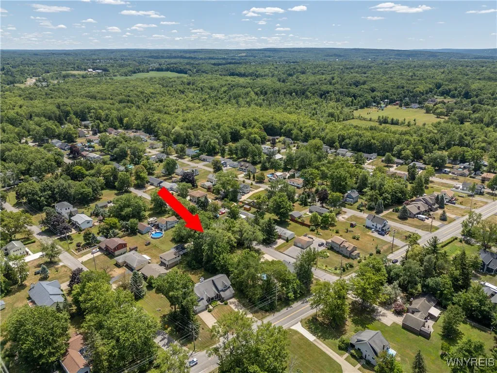 11 Middlesex Road, Orchard Park, New York 14127, Orchard Park, New York 14127, 3 Bedrooms Bedrooms, 5 Rooms Rooms,1 BathroomBathrooms,Residential,For Sale,11 Middlesex Road, Orchard Park, New York 14127,B1625876