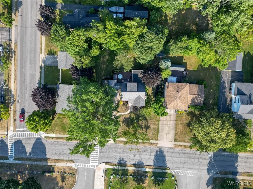 59 South Lincoln Avenue, Orchard Park, New York 14, Orchard Park, New York 14127, 3 Bedrooms Bedrooms, 9 Rooms Rooms,1 BathroomBathrooms,Residential,For Sale,59 South Lincoln Avenue, Orchard Park, New York 14,B1624136