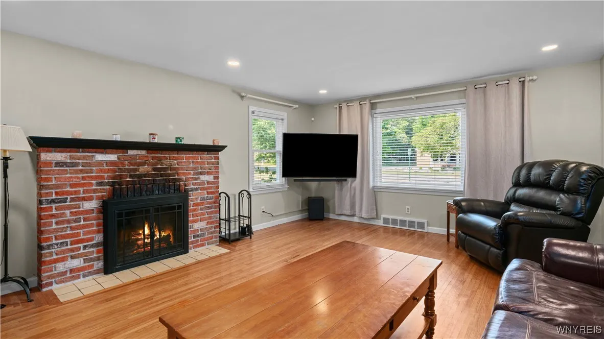 59 South Lincoln Avenue, Orchard Park, New York 14, Orchard Park, New York 14127, 3 Bedrooms Bedrooms, 9 Rooms Rooms,1 BathroomBathrooms,Residential,For Sale,59 South Lincoln Avenue, Orchard Park, New York 14,B1624136