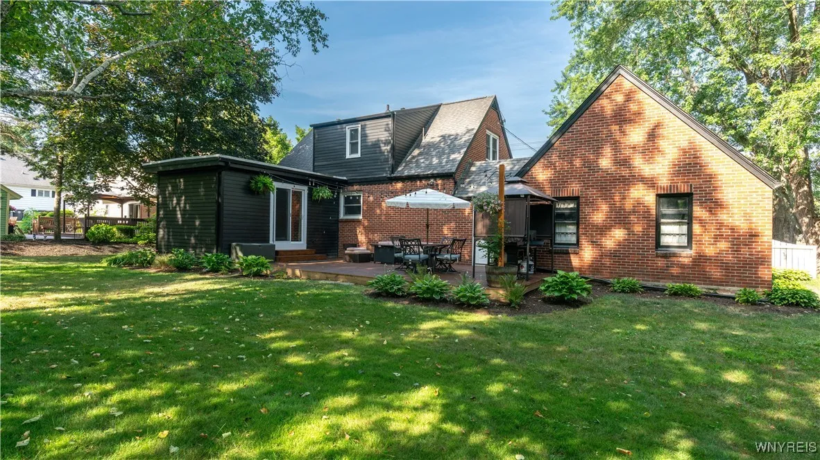 59 South Lincoln Avenue, Orchard Park, New York 14, Orchard Park, New York 14127, 3 Bedrooms Bedrooms, 9 Rooms Rooms,1 BathroomBathrooms,Residential,For Sale,59 South Lincoln Avenue, Orchard Park, New York 14,B1624136