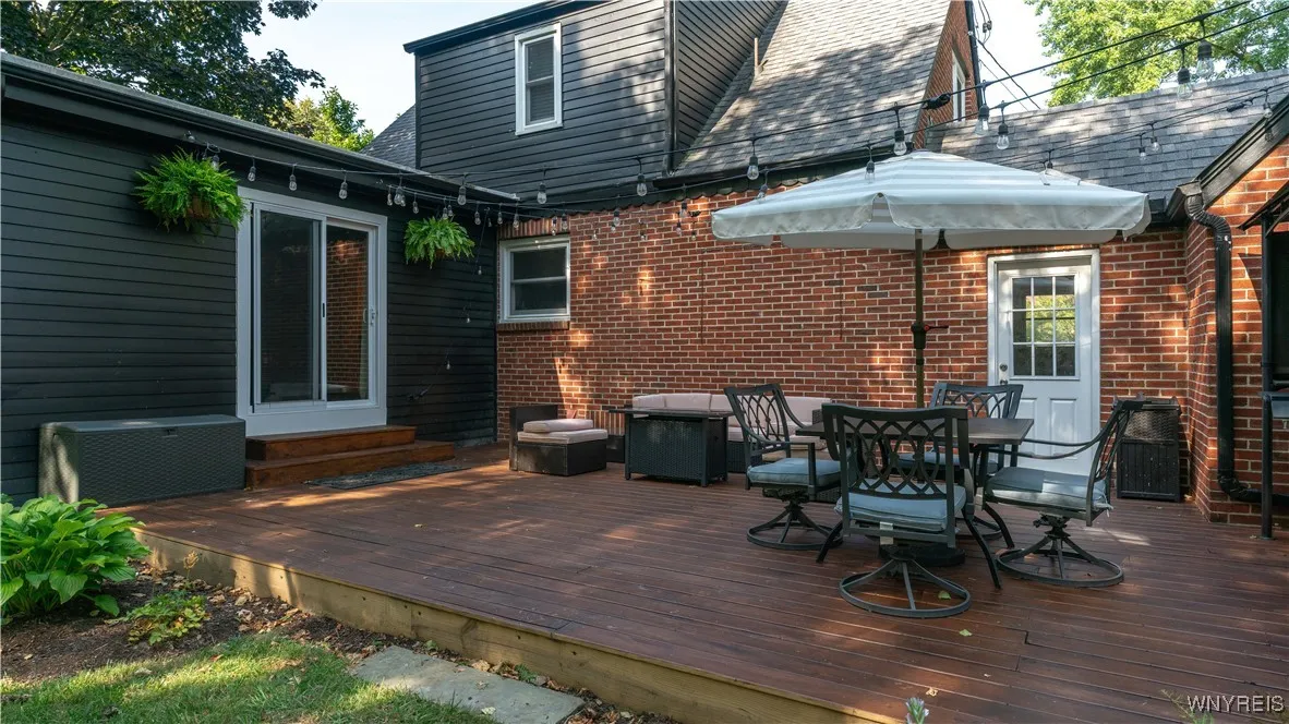 59 South Lincoln Avenue, Orchard Park, New York 14, Orchard Park, New York 14127, 3 Bedrooms Bedrooms, 9 Rooms Rooms,1 BathroomBathrooms,Residential,For Sale,59 South Lincoln Avenue, Orchard Park, New York 14,B1624136