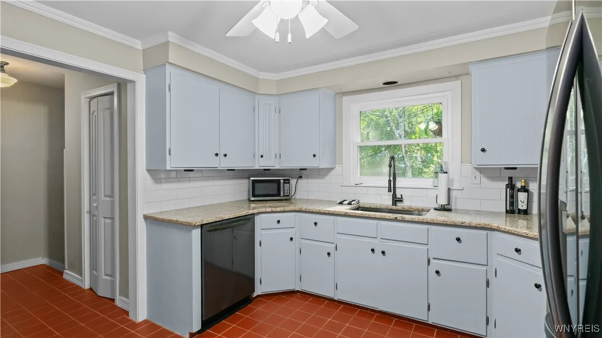 59 South Lincoln Avenue, Orchard Park, New York 14, Orchard Park, New York 14127, 3 Bedrooms Bedrooms, 9 Rooms Rooms,1 BathroomBathrooms,Residential,For Sale,59 South Lincoln Avenue, Orchard Park, New York 14,B1624136