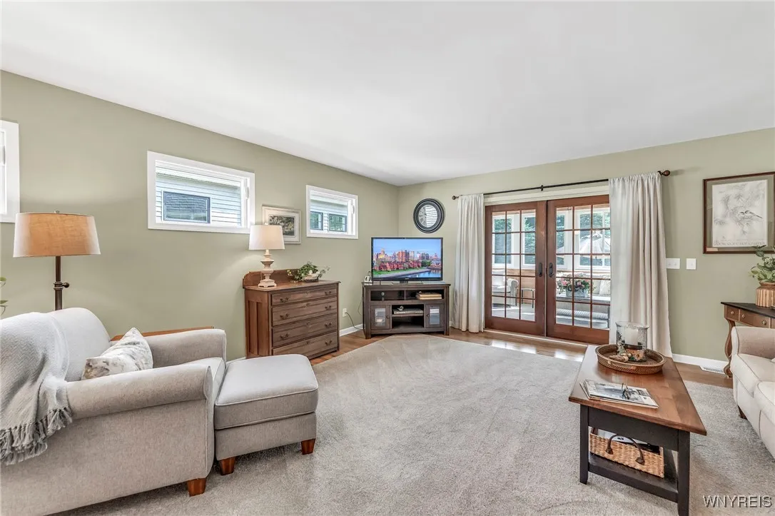 4650 Martingale Court, Aurora, New York 14052, Aurora, New York 14052, 3 Bedrooms Bedrooms, 6 Rooms Rooms,2 BathroomsBathrooms,Residential,Closed,4650 Martingale Court, Aurora, New York 14052,0,B1625955