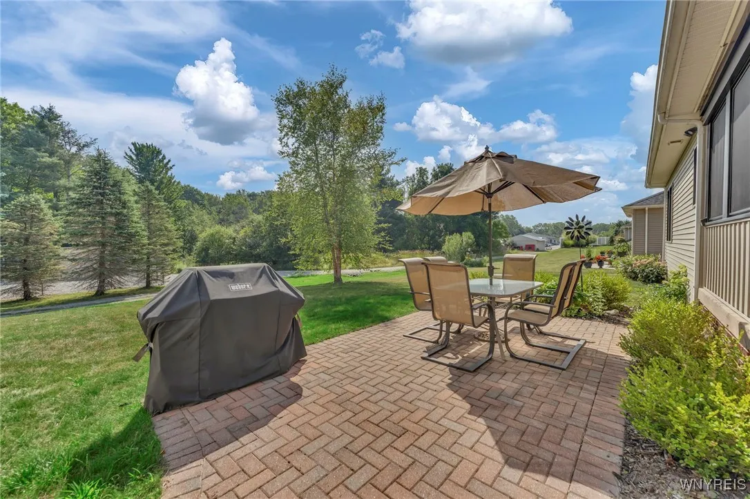 4650 Martingale Court, Aurora, New York 14052, Aurora, New York 14052, 3 Bedrooms Bedrooms, 6 Rooms Rooms,2 BathroomsBathrooms,Residential,Closed,4650 Martingale Court, Aurora, New York 14052,0,B1625955