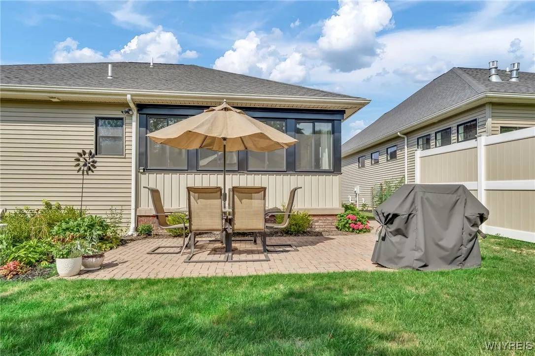 4650 Martingale Court, Aurora, New York 14052, Aurora, New York 14052, 3 Bedrooms Bedrooms, 6 Rooms Rooms,2 BathroomsBathrooms,Residential,Closed,4650 Martingale Court, Aurora, New York 14052,0,B1625955