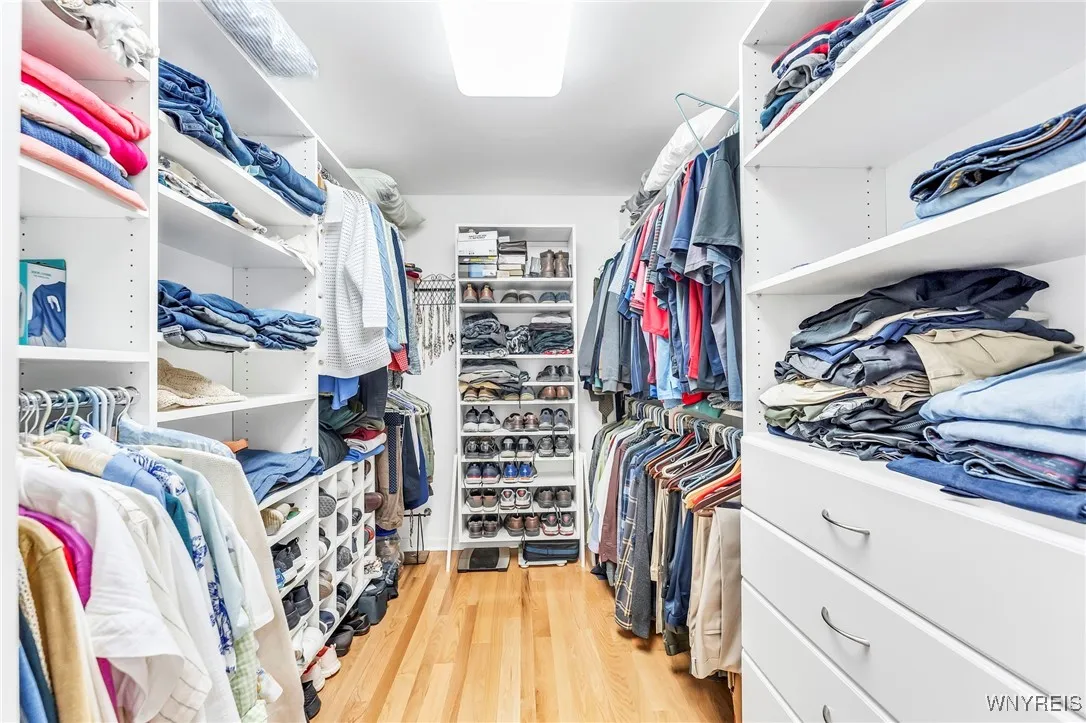 4650 Martingale Court, Aurora, New York 14052, Aurora, New York 14052, 3 Bedrooms Bedrooms, 6 Rooms Rooms,2 BathroomsBathrooms,Residential,Closed,4650 Martingale Court, Aurora, New York 14052,0,B1625955