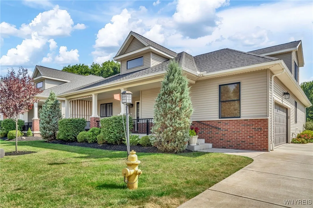 4650 Martingale Court, Aurora, New York 14052, Aurora, New York 14052, 3 Bedrooms Bedrooms, 6 Rooms Rooms,2 BathroomsBathrooms,Residential,Closed,4650 Martingale Court, Aurora, New York 14052,0,B1625955