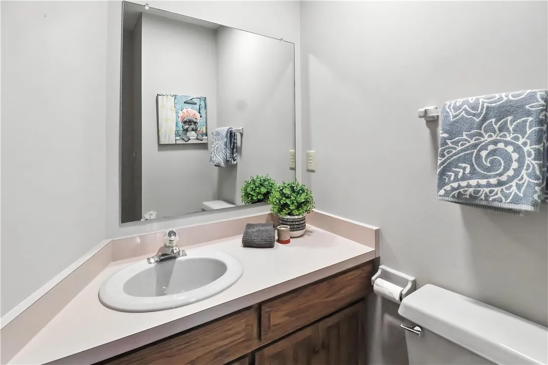 255 Five Points Road, Rush, New York 14543, Rush, New York 14543, 3 Bedrooms Bedrooms, 8 Rooms Rooms,2 BathroomsBathrooms,Residential,Closed,255 Five Points Road, Rush, New York 14543,0,R1623243