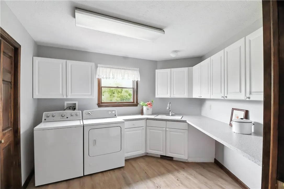 255 Five Points Road, Rush, New York 14543, Rush, New York 14543, 3 Bedrooms Bedrooms, 8 Rooms Rooms,2 BathroomsBathrooms,Residential,Closed,255 Five Points Road, Rush, New York 14543,0,R1623243