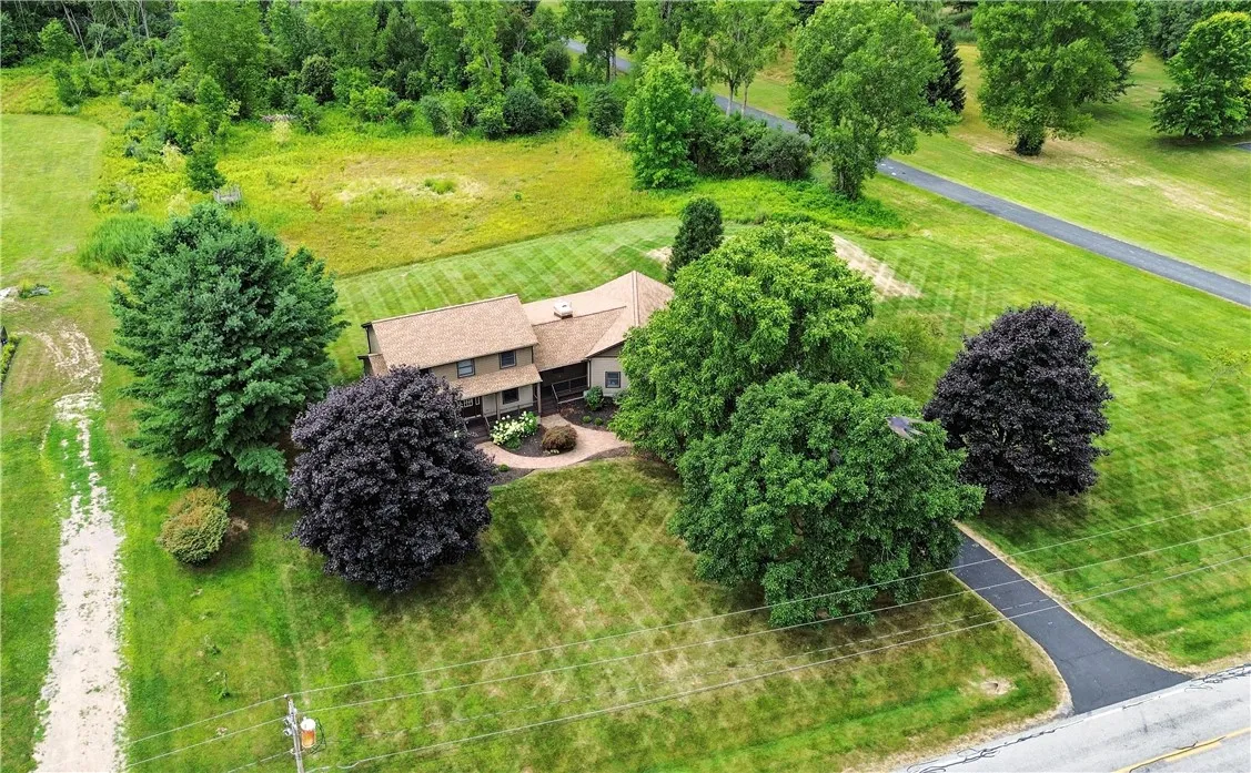 255 Five Points Road, Rush, New York 14543, Rush, New York 14543, 3 Bedrooms Bedrooms, 8 Rooms Rooms,2 BathroomsBathrooms,Residential,Closed,255 Five Points Road, Rush, New York 14543,0,R1623243