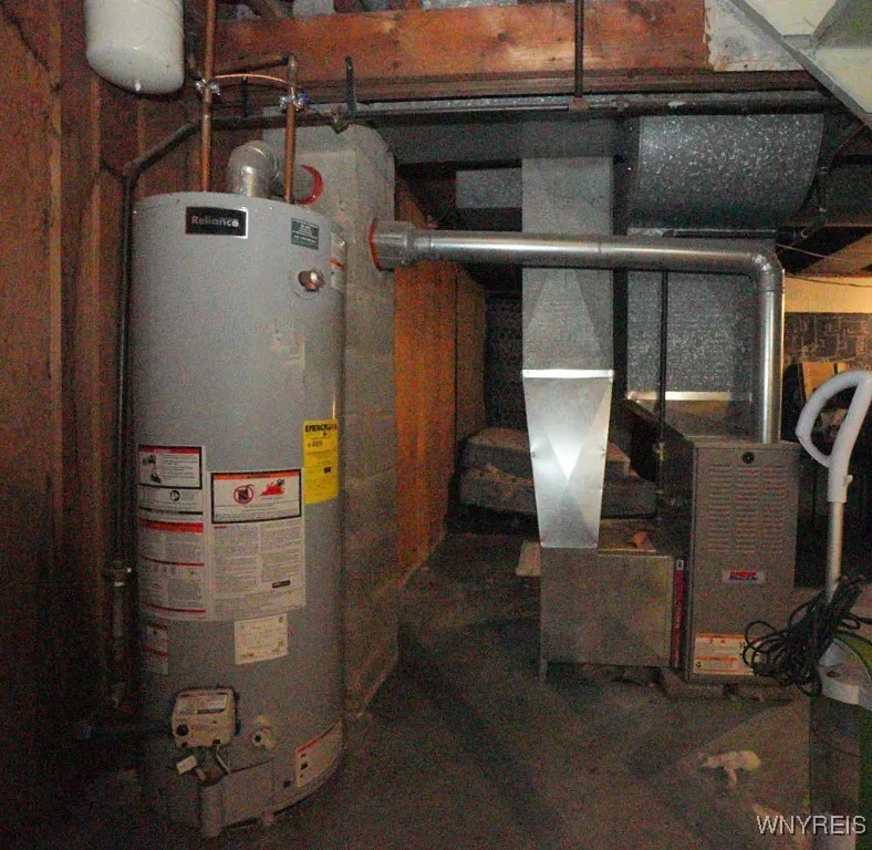 917 Nash Road, North Tonawanda, New York 14120, North Tonawanda, New York 14120, 4 Bedrooms Bedrooms, ,2 BathroomsBathrooms,Residential,For Sale,917 Nash Road, North Tonawanda, New York 14120,B1625509
