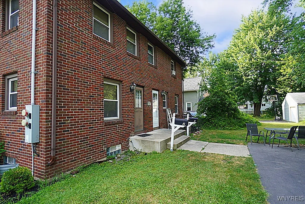 917 Nash Road, North Tonawanda, New York 14120, North Tonawanda, New York 14120, 4 Bedrooms Bedrooms, ,2 BathroomsBathrooms,Residential,For Sale,917 Nash Road, North Tonawanda, New York 14120,B1625509