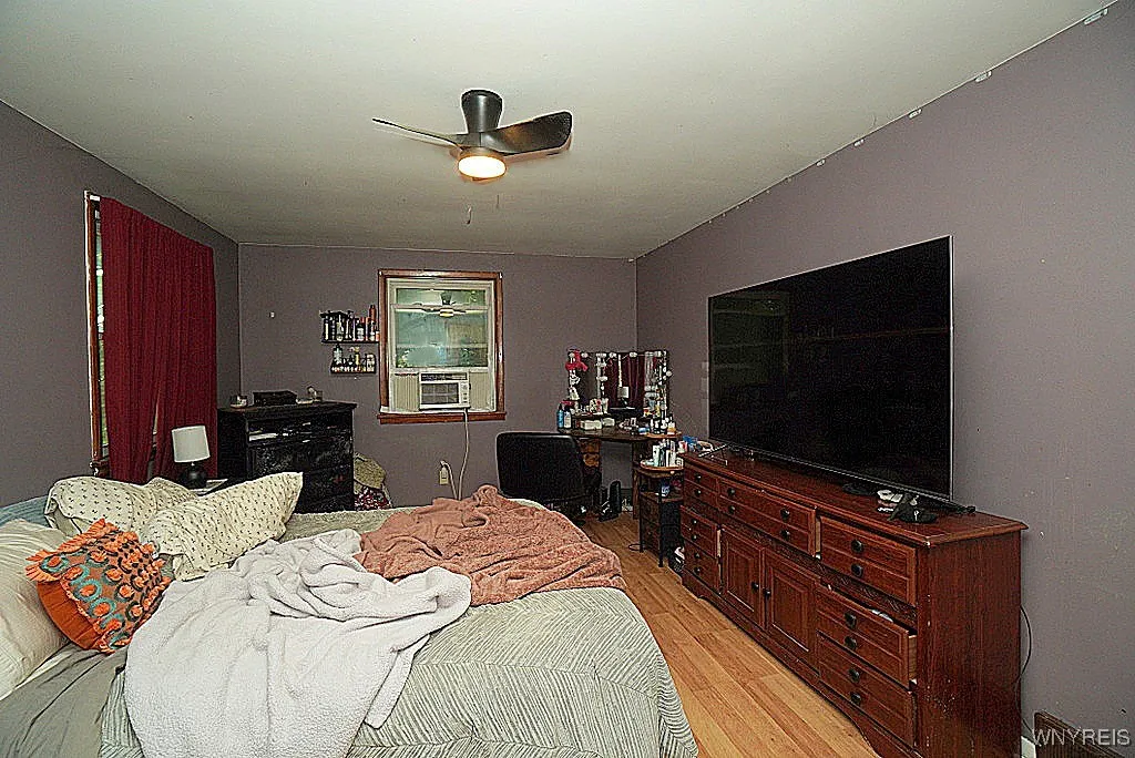 917 Nash Road, North Tonawanda, New York 14120, North Tonawanda, New York 14120, 4 Bedrooms Bedrooms, ,2 BathroomsBathrooms,Residential,For Sale,917 Nash Road, North Tonawanda, New York 14120,B1625509