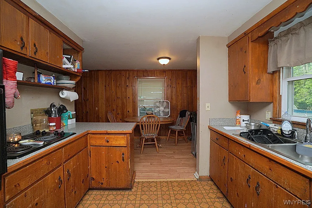917 Nash Road, North Tonawanda, New York 14120, North Tonawanda, New York 14120, 4 Bedrooms Bedrooms, ,2 BathroomsBathrooms,Residential,For Sale,917 Nash Road, North Tonawanda, New York 14120,B1625509