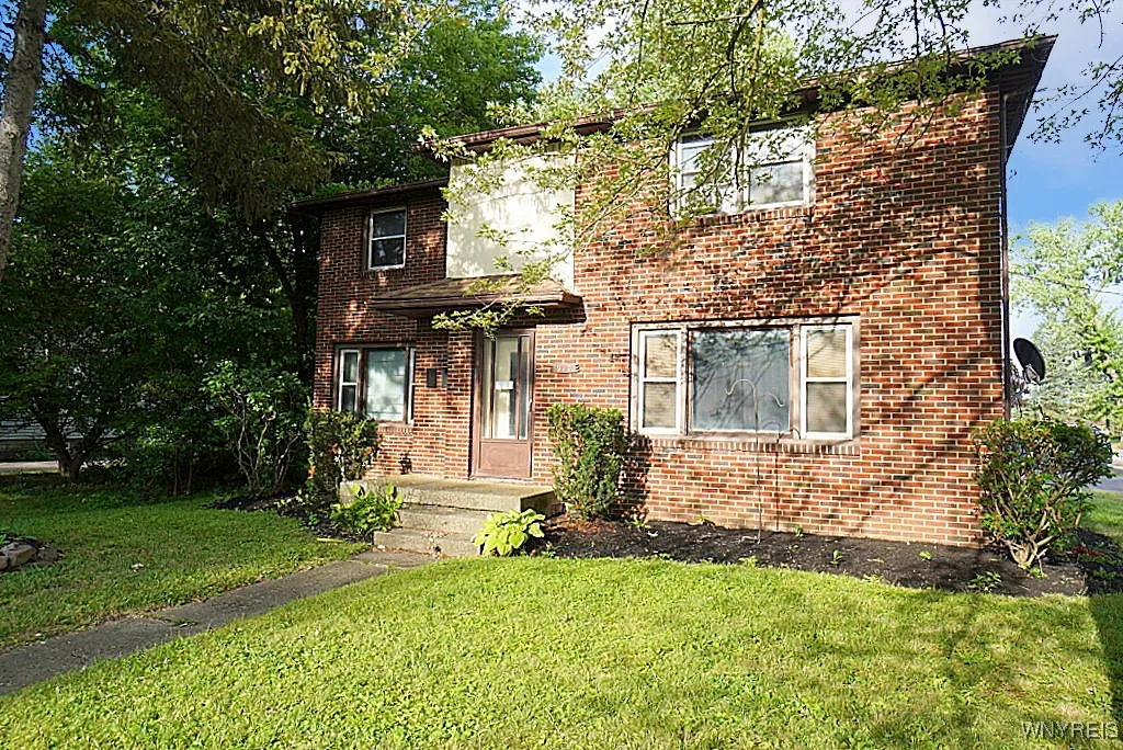 917 Nash Road, North Tonawanda, New York 14120, North Tonawanda, New York 14120, 4 Bedrooms Bedrooms, ,2 BathroomsBathrooms,Residential,For Sale,917 Nash Road, North Tonawanda, New York 14120,B1625509