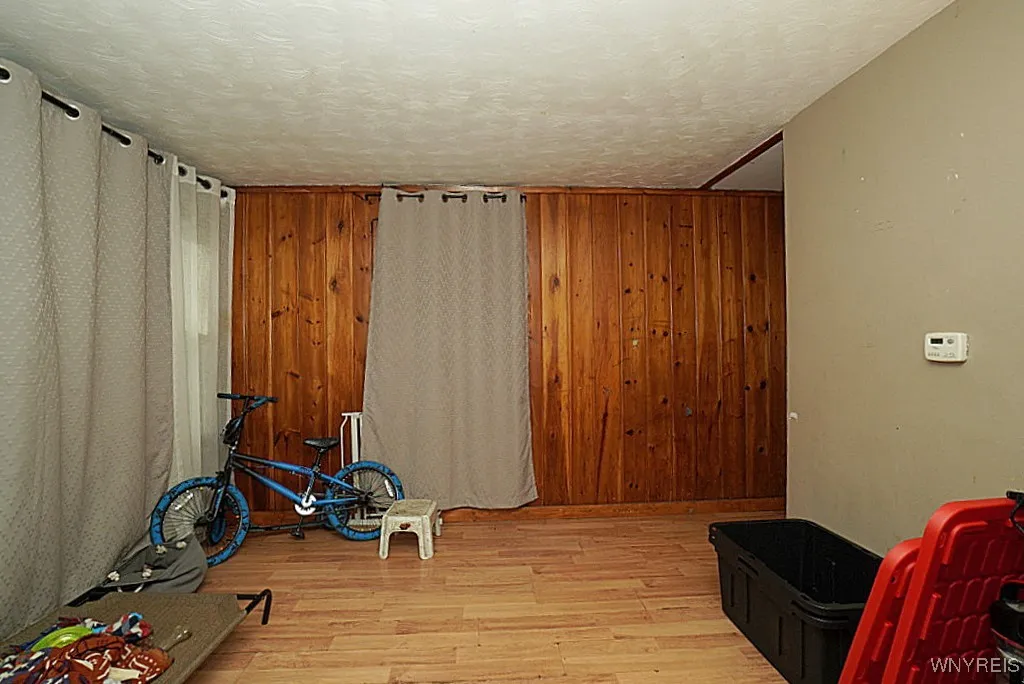 917 Nash Road, North Tonawanda, New York 14120, North Tonawanda, New York 14120, 4 Bedrooms Bedrooms, ,2 BathroomsBathrooms,Residential,For Sale,917 Nash Road, North Tonawanda, New York 14120,B1625509