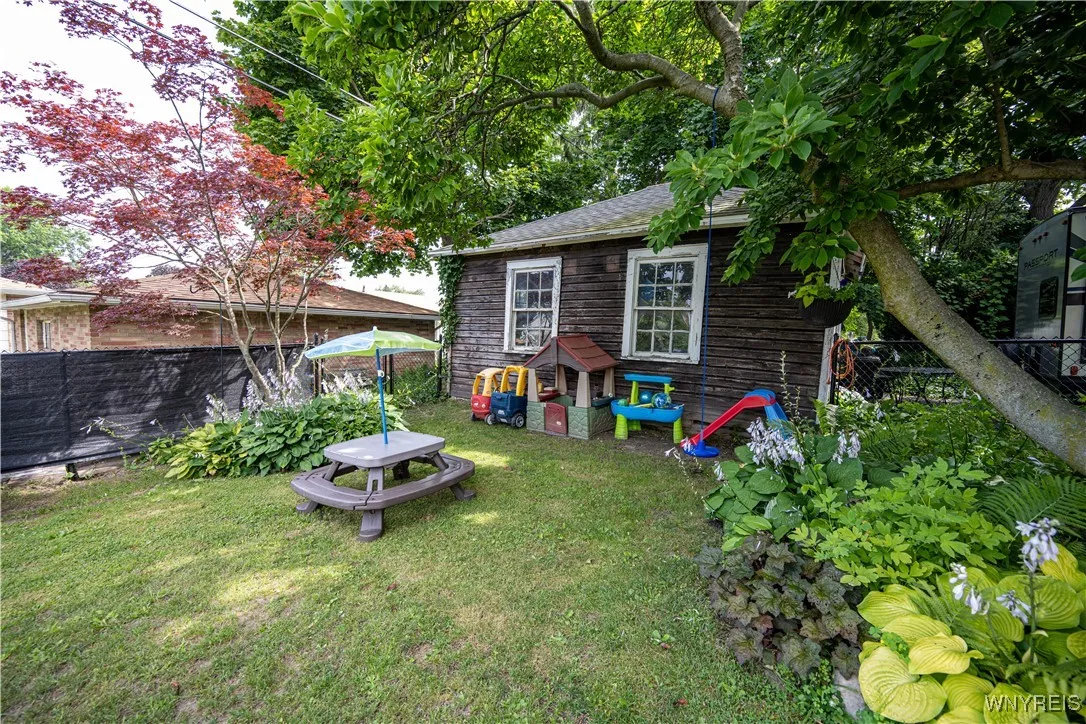 10 Taft Place, Dunkirk, New York 14048, Dunkirk, New York 14048, 4 Bedrooms Bedrooms, 10 Rooms Rooms,1 BathroomBathrooms,Residential,Closed,10 Taft Place, Dunkirk, New York 14048,0,B1625344