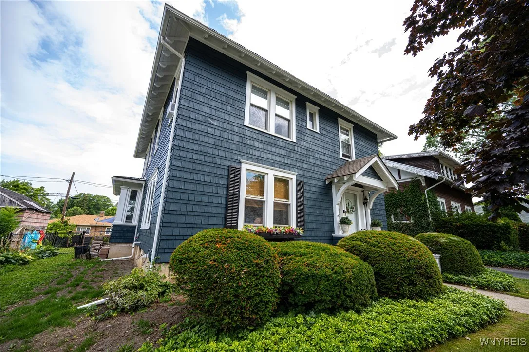 10 Taft Place, Dunkirk, New York 14048, Dunkirk, New York 14048, 4 Bedrooms Bedrooms, 10 Rooms Rooms,1 BathroomBathrooms,Residential,Closed,10 Taft Place, Dunkirk, New York 14048,0,B1625344