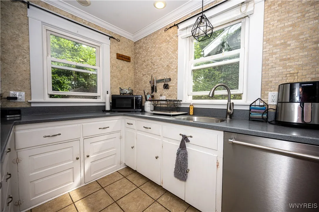 10 Taft Place, Dunkirk, New York 14048, Dunkirk, New York 14048, 4 Bedrooms Bedrooms, 10 Rooms Rooms,1 BathroomBathrooms,Residential,Closed,10 Taft Place, Dunkirk, New York 14048,0,B1625344