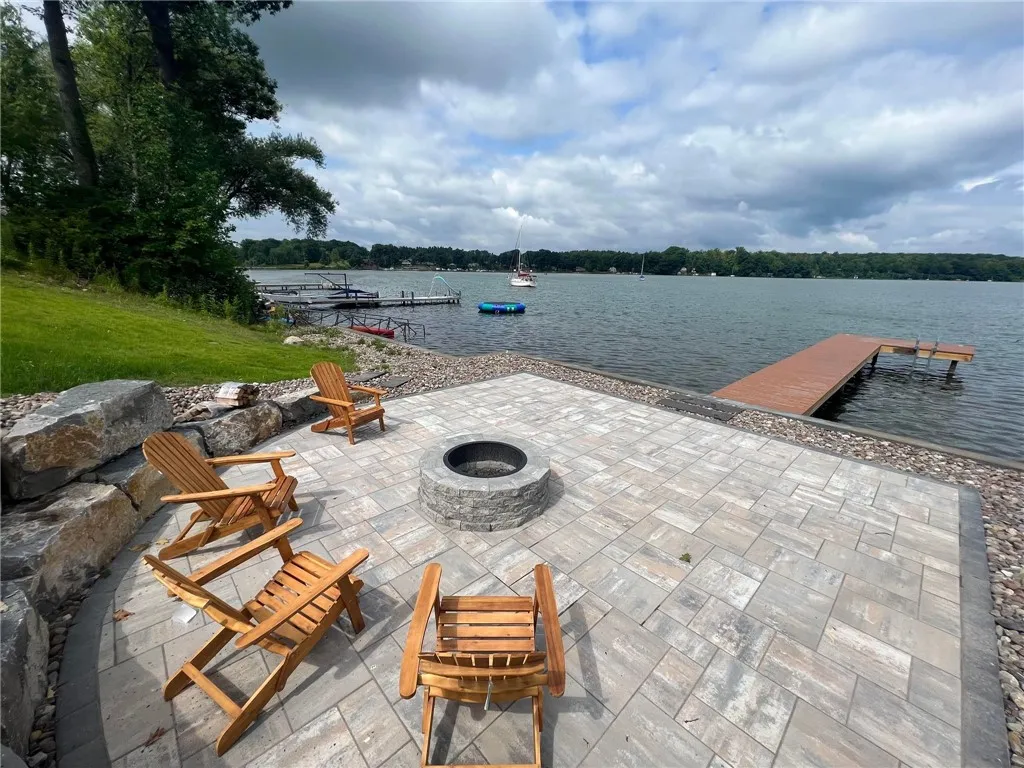 6776 Ann Lee Drive, Huron, New York 14516, Huron, New York 14516, 6 Bedrooms Bedrooms, 10 Rooms Rooms,3 BathroomsBathrooms,Residential Lease,For Rent,6776 Ann Lee Drive, Huron, New York 14516,R1625991