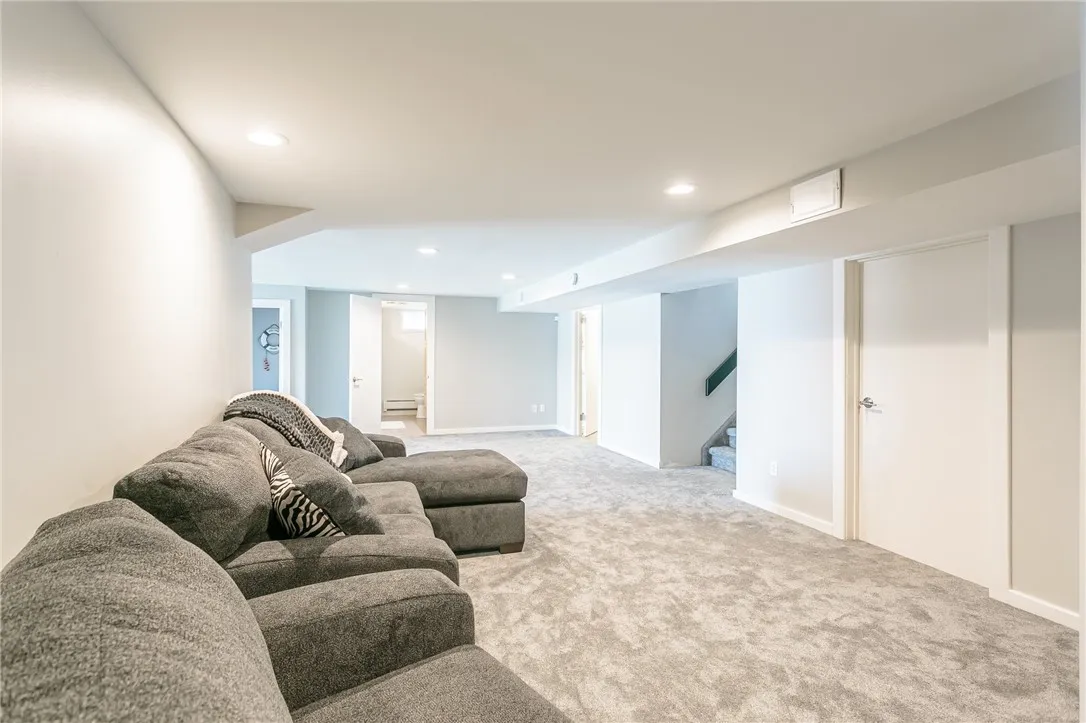 6776 Ann Lee Drive, Huron, New York 14516, Huron, New York 14516, 6 Bedrooms Bedrooms, 10 Rooms Rooms,3 BathroomsBathrooms,Residential Lease,For Rent,6776 Ann Lee Drive, Huron, New York 14516,R1625991