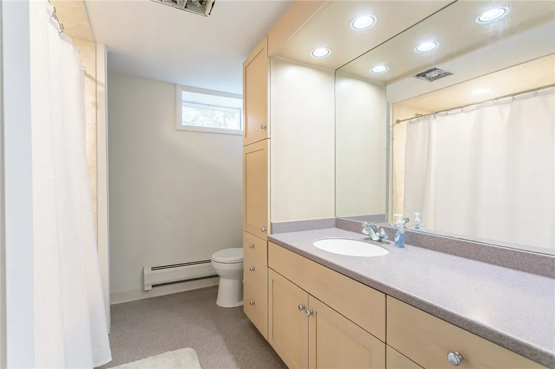 6776 Ann Lee Drive, Huron, New York 14516, Huron, New York 14516, 6 Bedrooms Bedrooms, 10 Rooms Rooms,3 BathroomsBathrooms,Residential Lease,For Rent,6776 Ann Lee Drive, Huron, New York 14516,R1625991