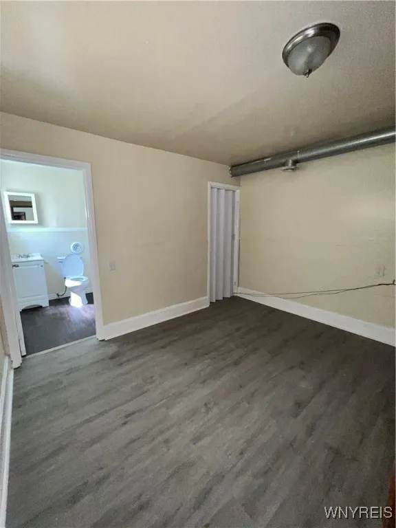 102 Gibson Street, Buffalo, New York 14212, Buffalo, New York 14212, 2 Bedrooms Bedrooms, 4 Rooms Rooms,2 BathroomsBathrooms,Residential Lease,For Rent,102 Gibson Street, Buffalo, New York 14212,B1626028