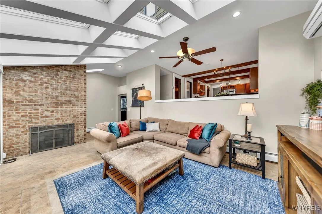 49 Burbank Drive, Amherst, New York 14226, Amherst, New York 14226, 3 Bedrooms Bedrooms, 9 Rooms Rooms,3 BathroomsBathrooms,Residential,For Sale,49 Burbank Drive, Amherst, New York 14226,B1624904