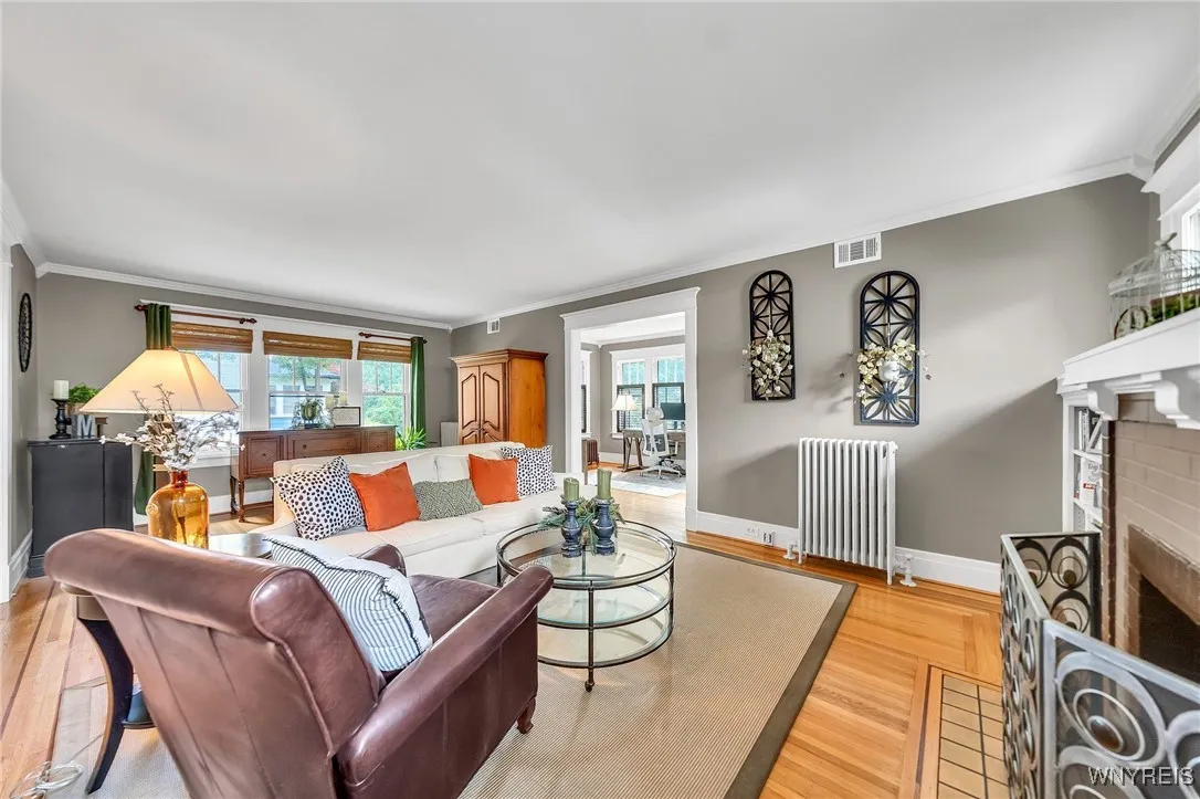 49 Burbank Drive, Amherst, New York 14226, Amherst, New York 14226, 3 Bedrooms Bedrooms, 9 Rooms Rooms,3 BathroomsBathrooms,Residential,For Sale,49 Burbank Drive, Amherst, New York 14226,B1624904