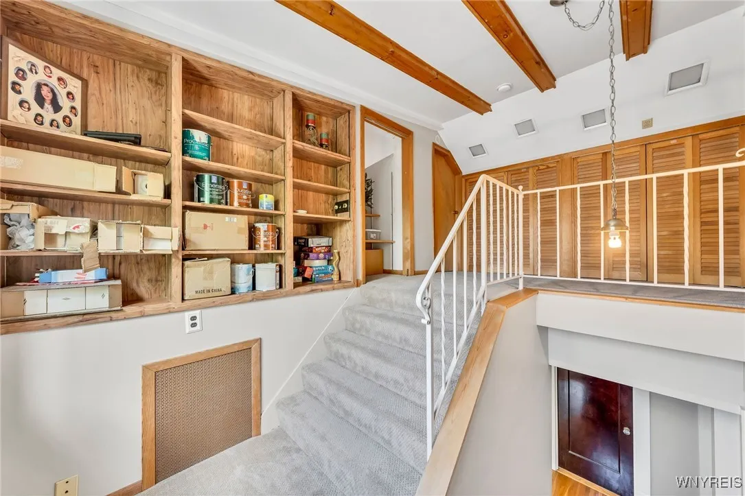 49 Burbank Drive, Amherst, New York 14226, Amherst, New York 14226, 3 Bedrooms Bedrooms, 9 Rooms Rooms,3 BathroomsBathrooms,Residential,For Sale,49 Burbank Drive, Amherst, New York 14226,B1624904