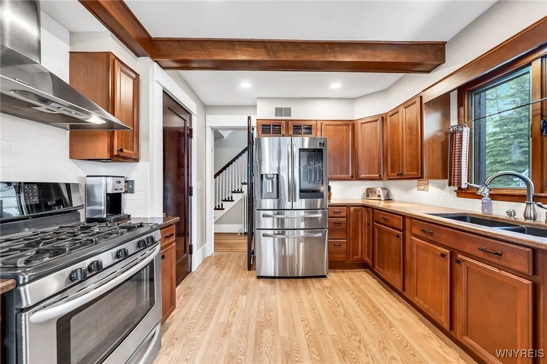 49 Burbank Drive, Amherst, New York 14226, Amherst, New York 14226, 3 Bedrooms Bedrooms, 9 Rooms Rooms,3 BathroomsBathrooms,Residential,For Sale,49 Burbank Drive, Amherst, New York 14226,B1624904