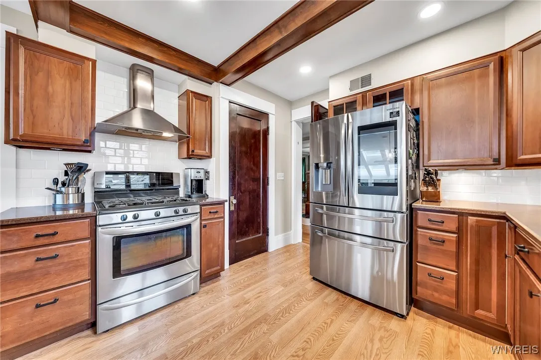 49 Burbank Drive, Amherst, New York 14226, Amherst, New York 14226, 3 Bedrooms Bedrooms, 9 Rooms Rooms,3 BathroomsBathrooms,Residential,For Sale,49 Burbank Drive, Amherst, New York 14226,B1624904