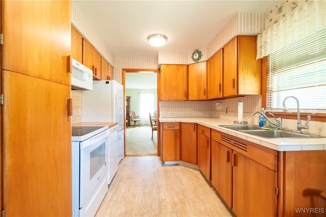 3101 Culvert Road, Ridgeway, New York 14103, Ridgeway, New York 14103, 3 Bedrooms Bedrooms, 6 Rooms Rooms,2 BathroomsBathrooms,Residential,Closed,3101 Culvert Road, Ridgeway, New York 14103,0,B1626000