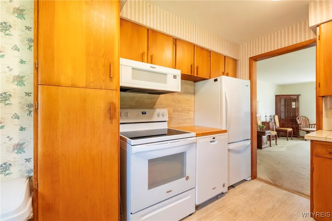 3101 Culvert Road, Ridgeway, New York 14103, Ridgeway, New York 14103, 3 Bedrooms Bedrooms, 6 Rooms Rooms,2 BathroomsBathrooms,Residential,Closed,3101 Culvert Road, Ridgeway, New York 14103,0,B1626000