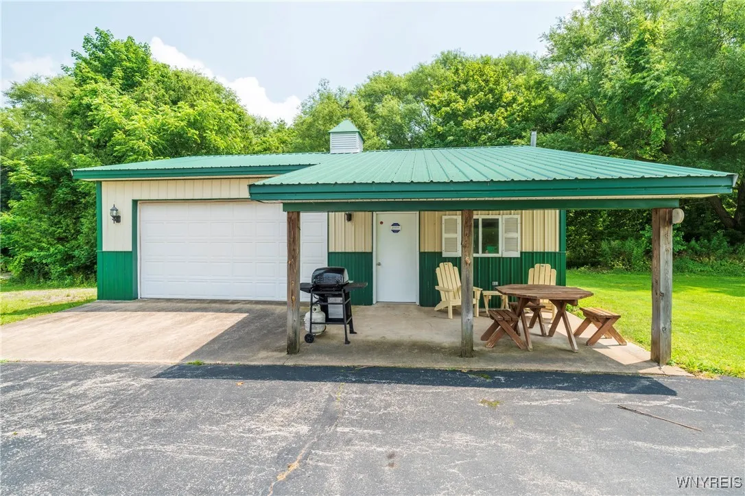 3101 Culvert Road, Ridgeway, New York 14103, Ridgeway, New York 14103, 3 Bedrooms Bedrooms, 6 Rooms Rooms,2 BathroomsBathrooms,Residential,Closed,3101 Culvert Road, Ridgeway, New York 14103,0,B1626000