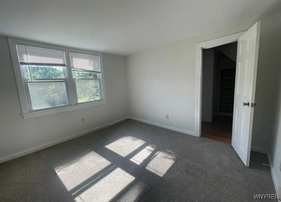 4289 Harris Hill Road, Clarence, New York 14221, Clarence, New York 14221, 4 Bedrooms Bedrooms, 7 Rooms Rooms,1 BathroomBathrooms,Residential Lease,For Rent,4289 Harris Hill Road, Clarence, New York 14221,B1625548