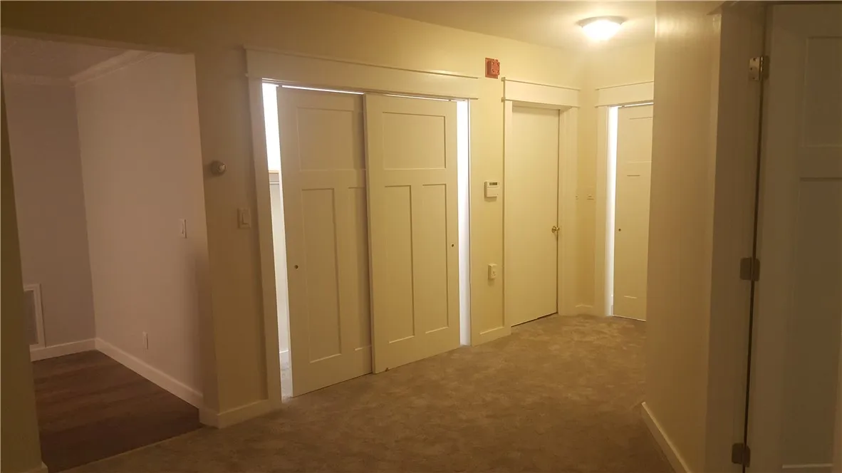 1063 East Avenue 6, Rochester, New York 14607, Rochester, New York 14607, 1 Bedroom Bedrooms, 3 Rooms Rooms,1 BathroomBathrooms,Residential Lease,For Rent,1063 East Avenue 6, Rochester, New York 14607,R1626050